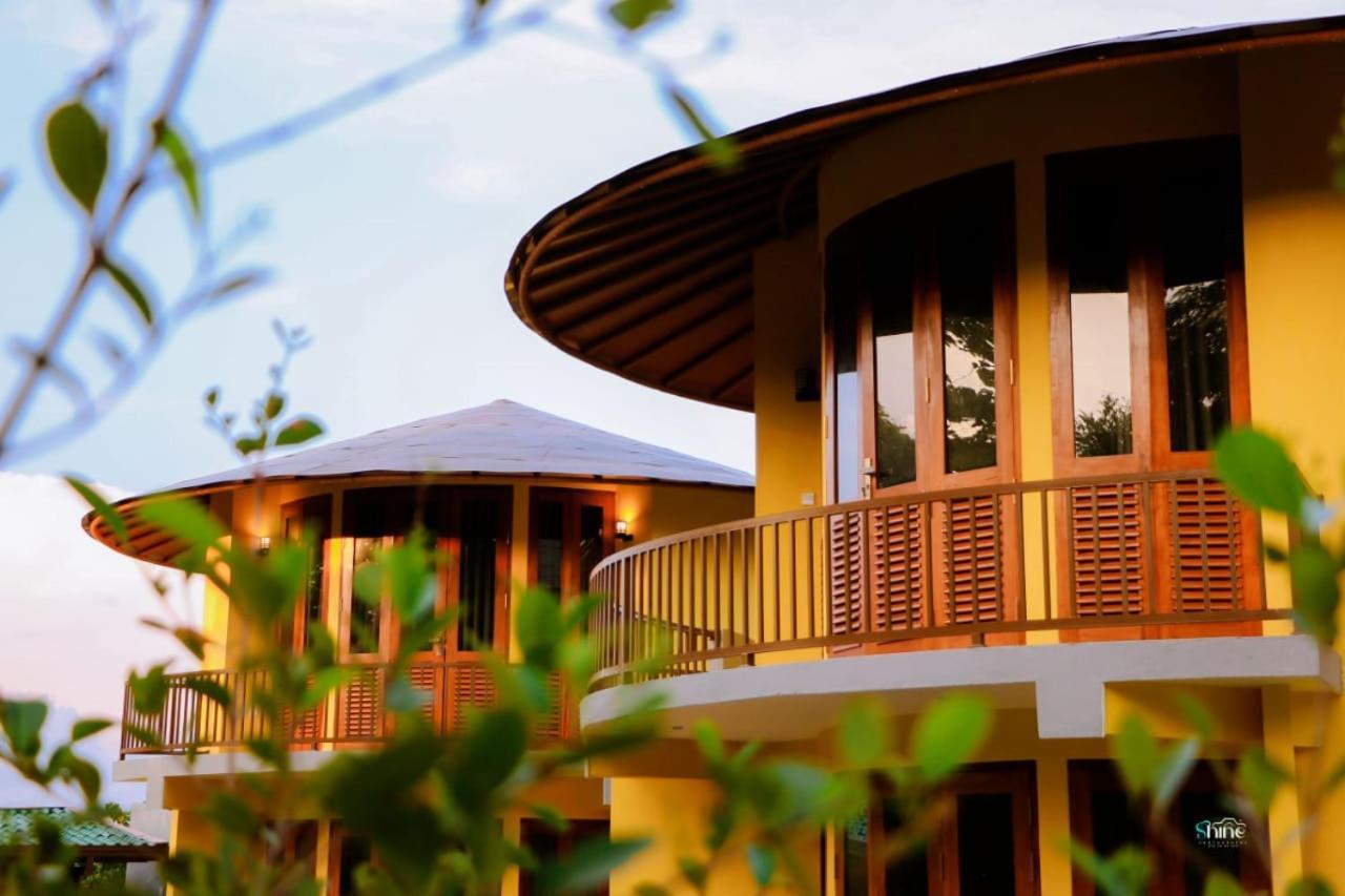 Senu Lagoon Villa Tangalle Buitenkant foto