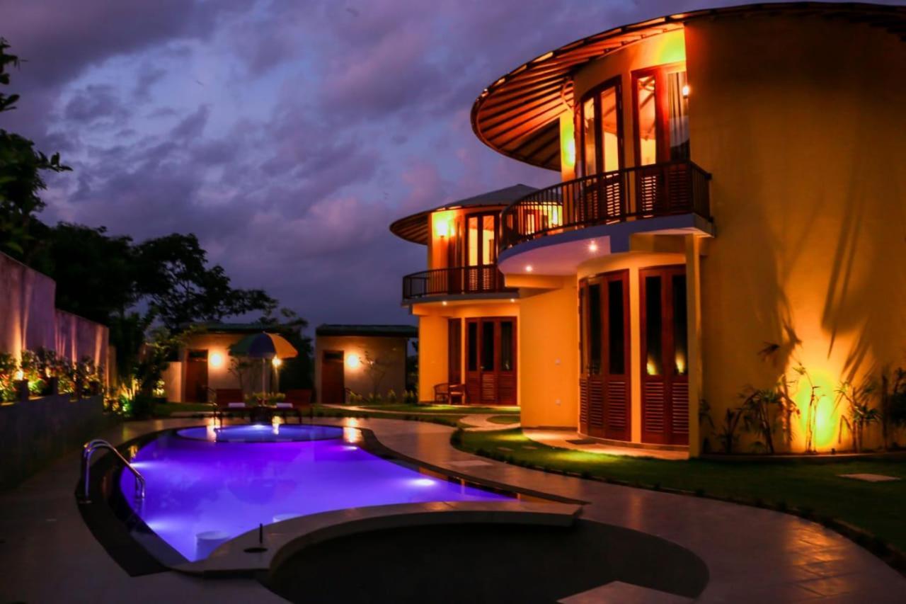 Senu Lagoon Villa Tangalle Buitenkant foto