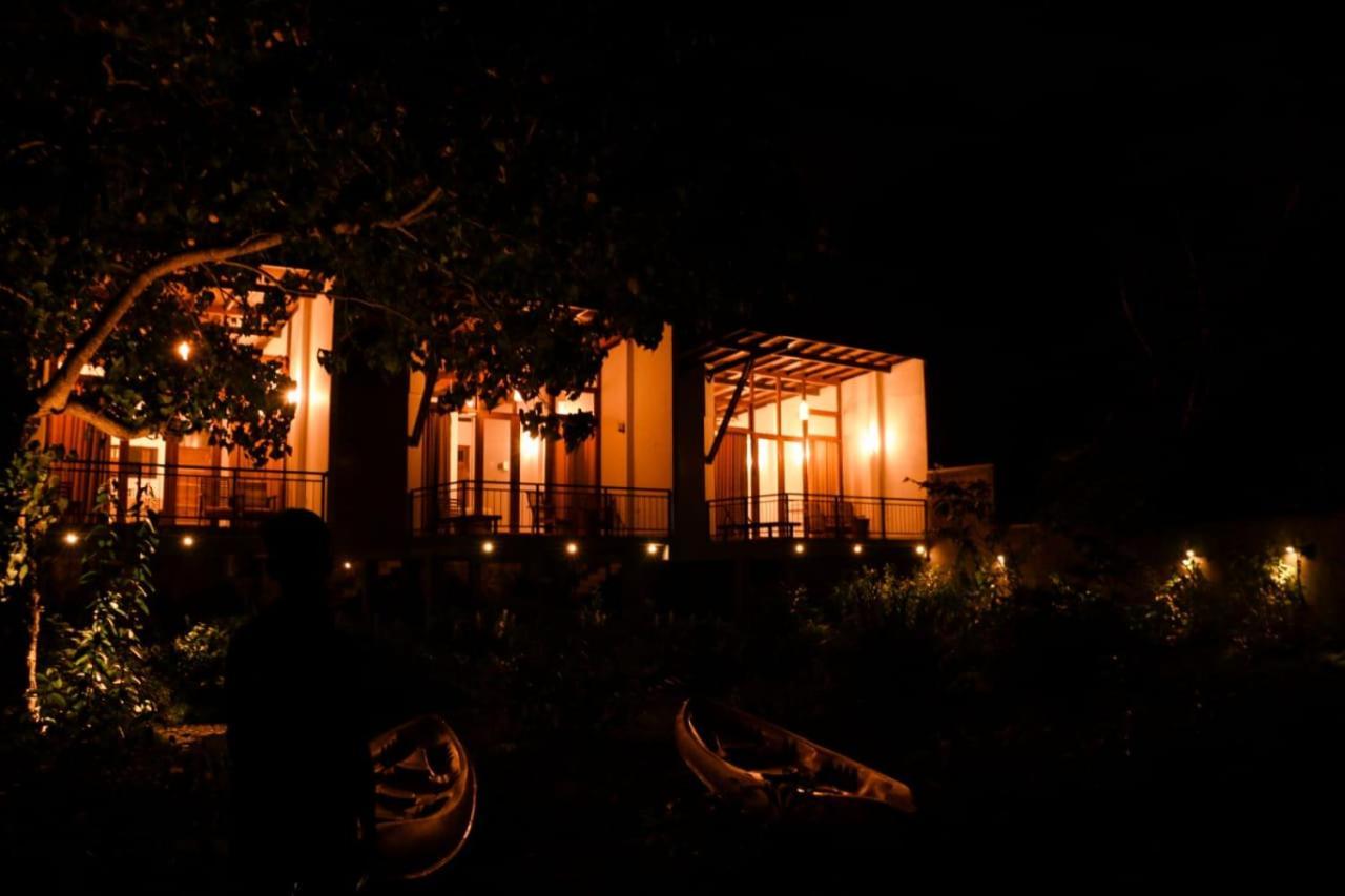 Senu Lagoon Villa Tangalle Buitenkant foto