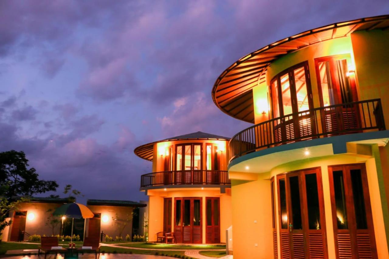 Senu Lagoon Villa Tangalle Buitenkant foto