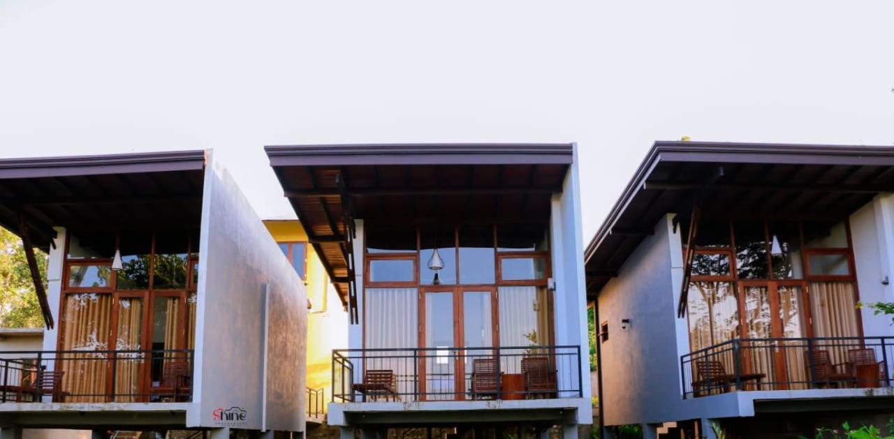 Senu Lagoon Villa Tangalle Buitenkant foto
