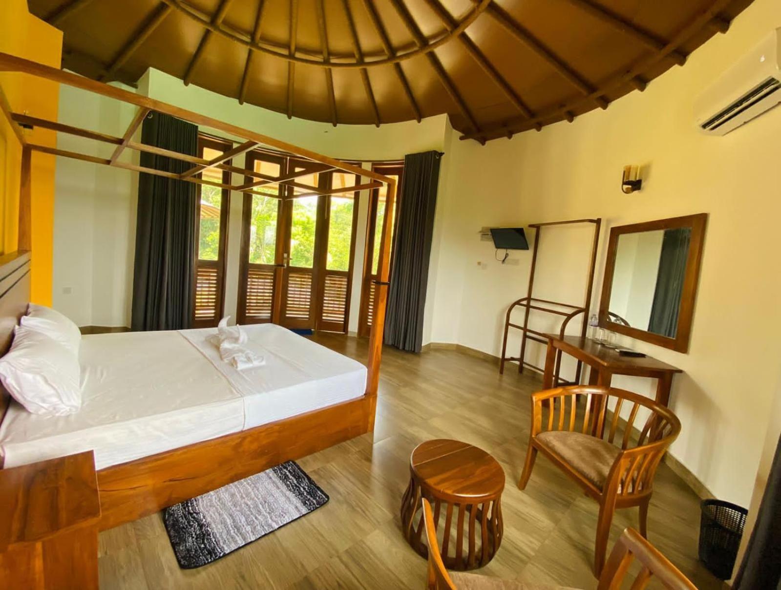 Senu Lagoon Villa Tangalle Buitenkant foto