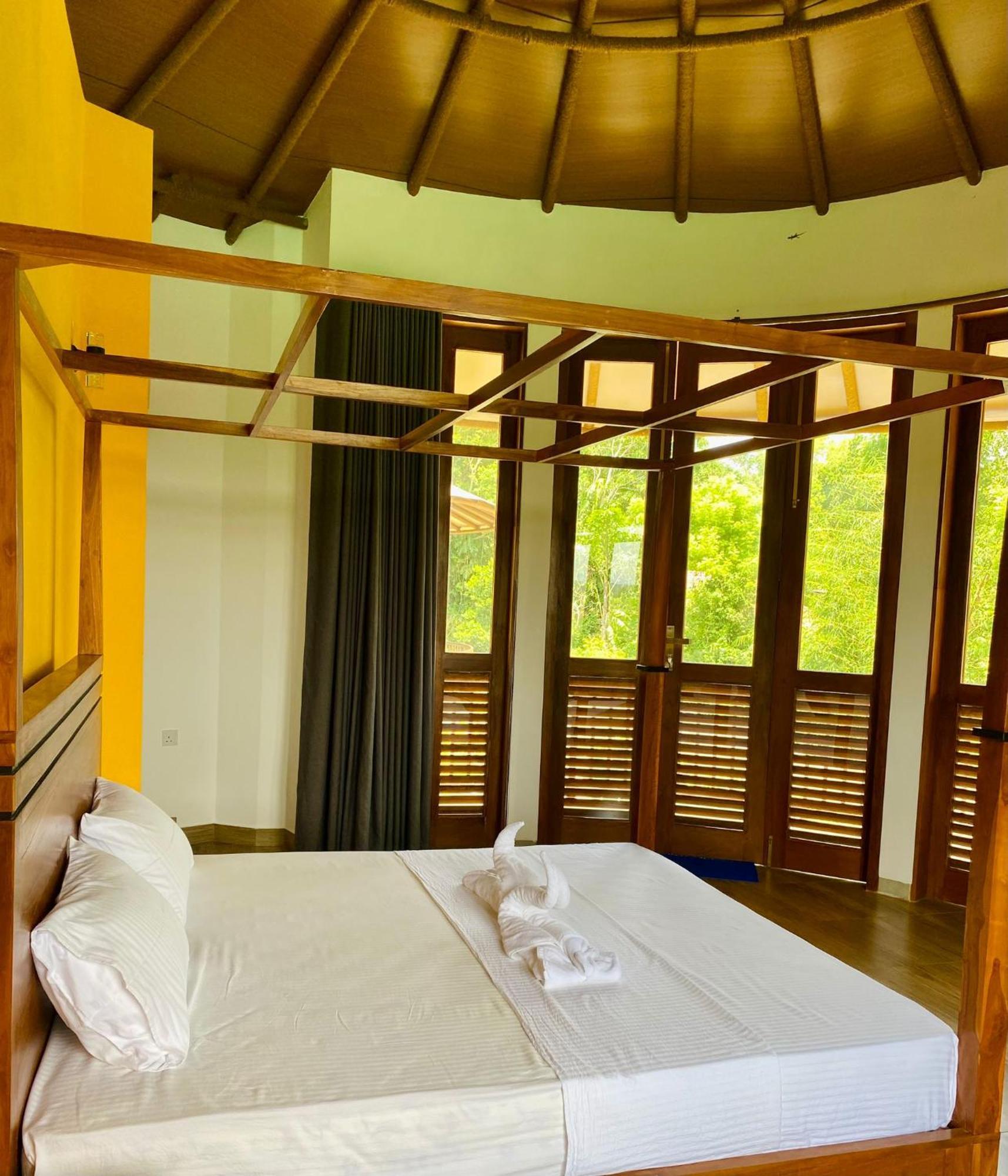 Senu Lagoon Villa Tangalle Buitenkant foto